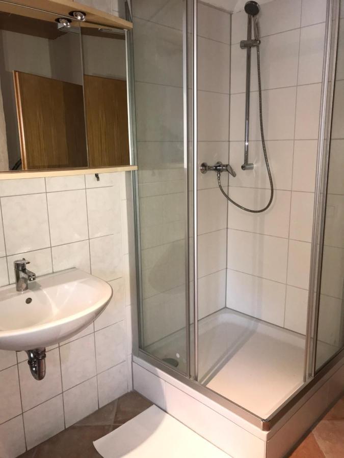 3 Zimmer Wohnung Fuer Monteure Göppingen Eksteriør billede