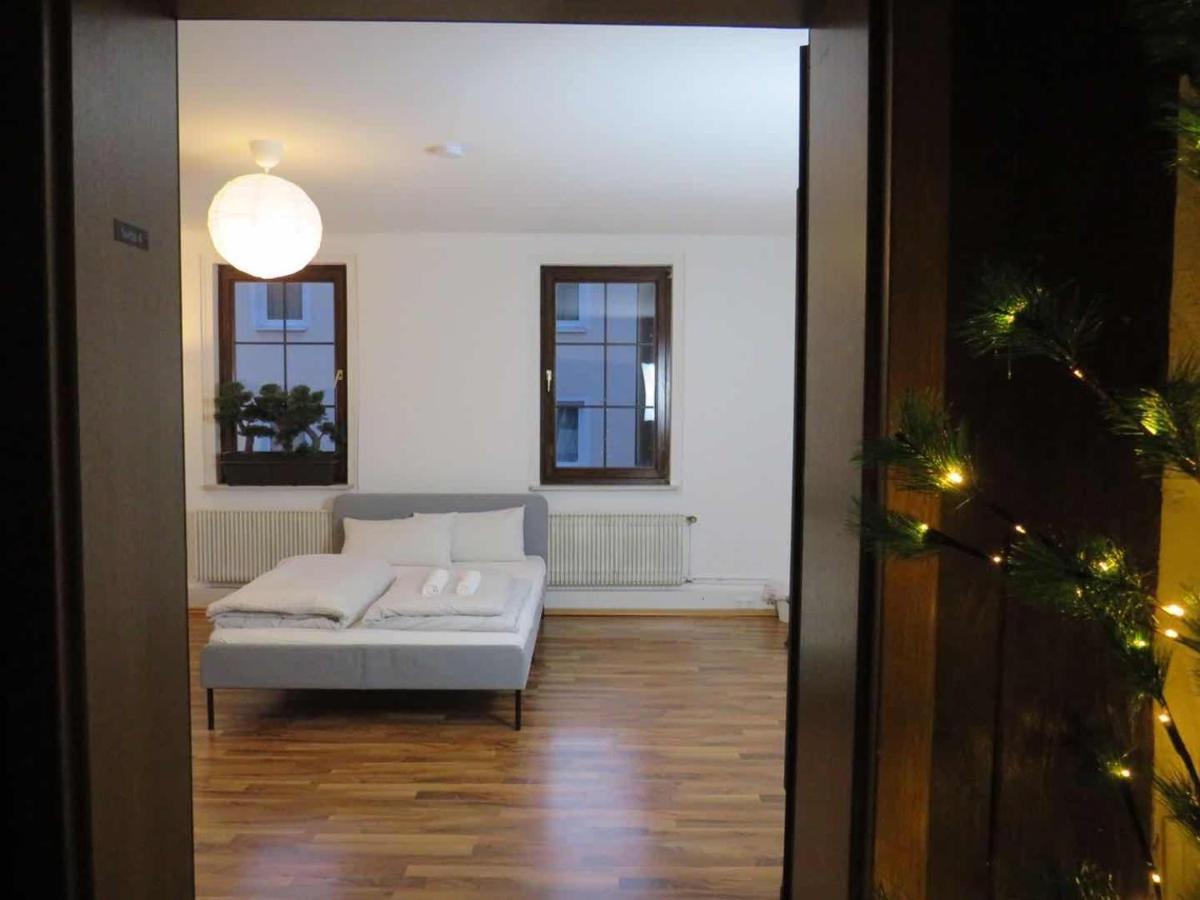 3 Zimmer Wohnung Fuer Monteure Göppingen Eksteriør billede